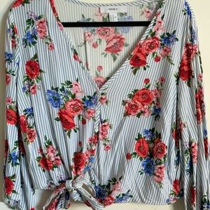 Forever 21 - Foral Cropped Blouse